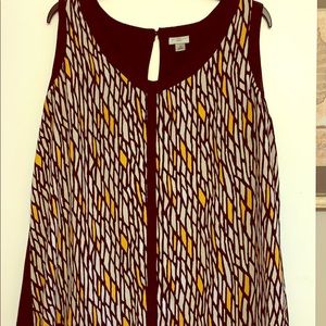 Sleeveless patterned top